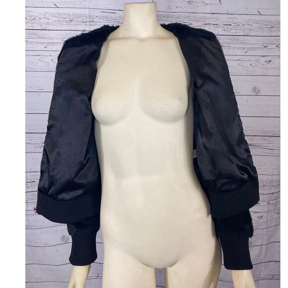Victoria secrets 2018 fashion show faux fur jacket limited edition size small - Picture 12 of 12